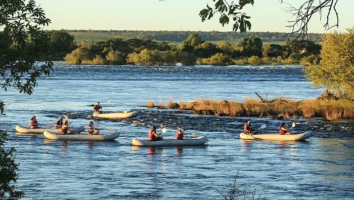 Imvelo Safari Lodges-Zambezi-sands-canoeing