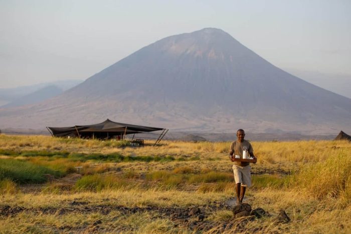 can you swim in lake natron