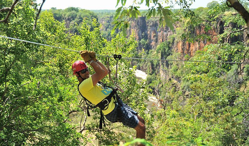 Victoria Falls Zimbabwe Wild-Horizons treetop canopy tour