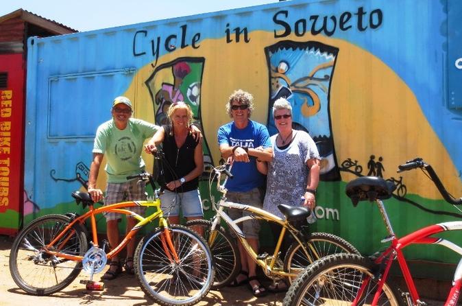 bicycle-tour-of-soweto-in-soweto-things-to-do-in-joburg-220702