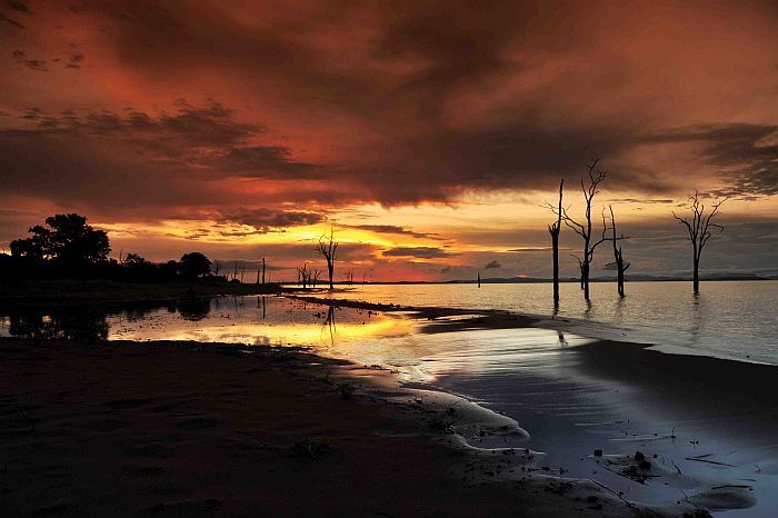 Zimbabwe Lake Kariba Bumi Sunset