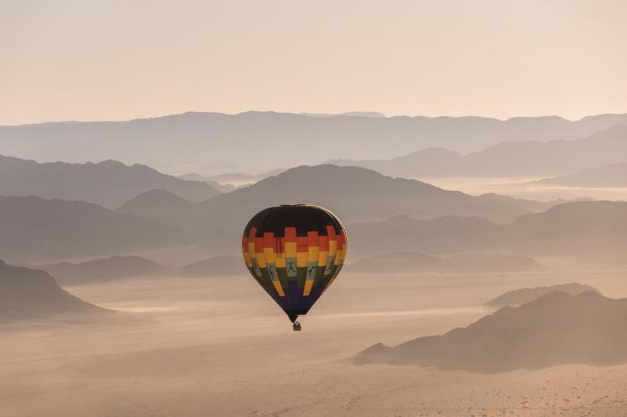 Cedarberg Travel | Kulala Desert Lodge