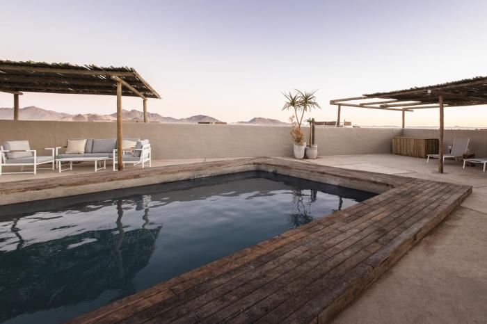 Cedarberg Travel | Kulala Desert Lodge